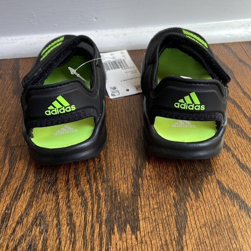 NWT Adidas FortaSwim 1 Water Shoes Black Green Lightweight - Picture 4 of 4